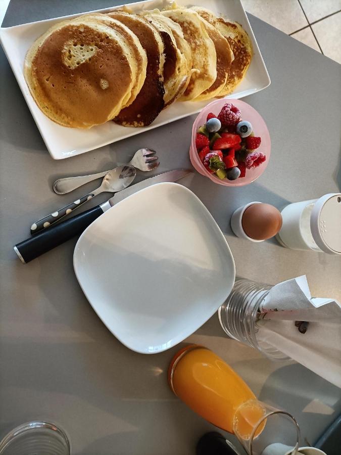 Les Bichettes Bed & Breakfast Mortagne-sur-Sevre Eksteriør bilde