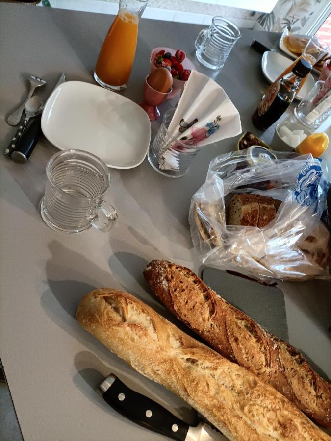 Les Bichettes Bed & Breakfast Mortagne-sur-Sevre Eksteriør bilde